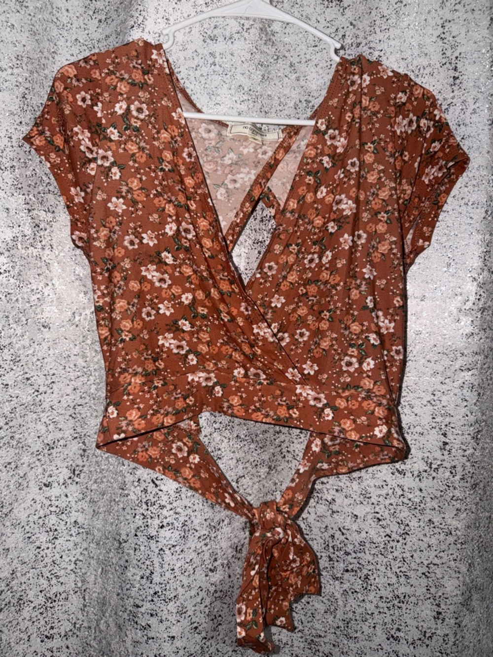 Rust Floral Tie-Front Crop Top with V-Neck